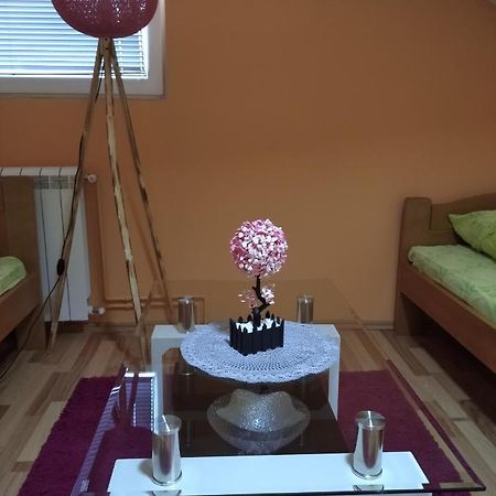 Buric Rooms Nikšić Екстериор снимка
