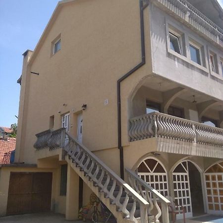 Buric Rooms Nikšić Екстериор снимка