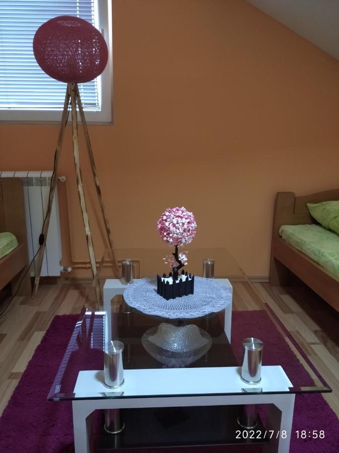 Buric Rooms Nikšić Екстериор снимка