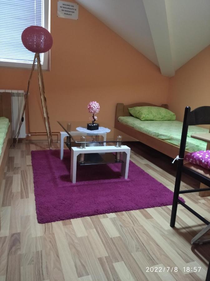 Buric Rooms Nikšić Екстериор снимка