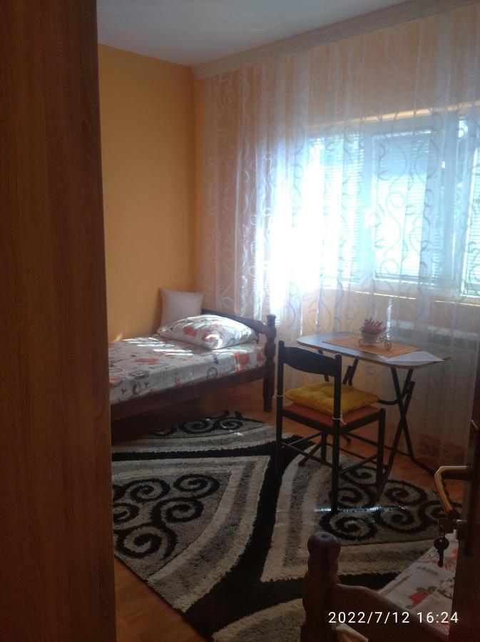 Buric Rooms Nikšić Екстериор снимка