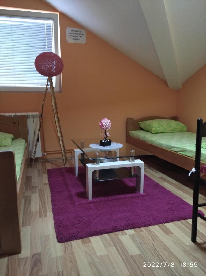 Buric Rooms Nikšić Екстериор снимка