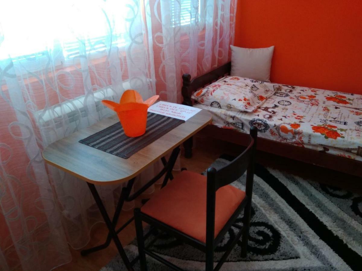Buric Rooms Nikšić Екстериор снимка