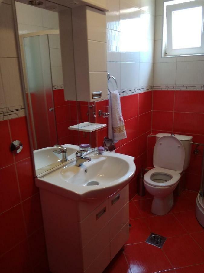 Buric Rooms Nikšić Екстериор снимка